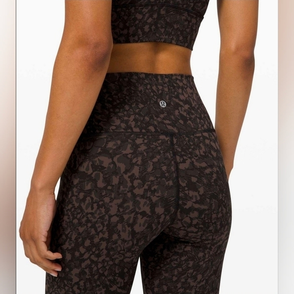 Lululemon Wunder Under High-Rise Tight 25" – Wild Thing Camo Brown| Size 4 - Picture 4 of 7